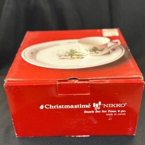 NIKKO Christmastime Snack Set for Four 8pc with Box 4plates 4 cups